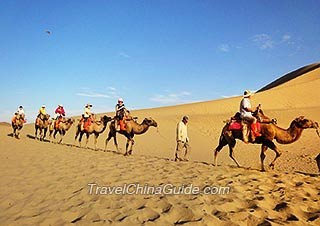 Echoing-Sand Mountain in Dunhuang